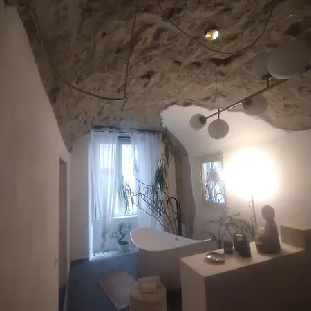 Plebiscito 5* Naples